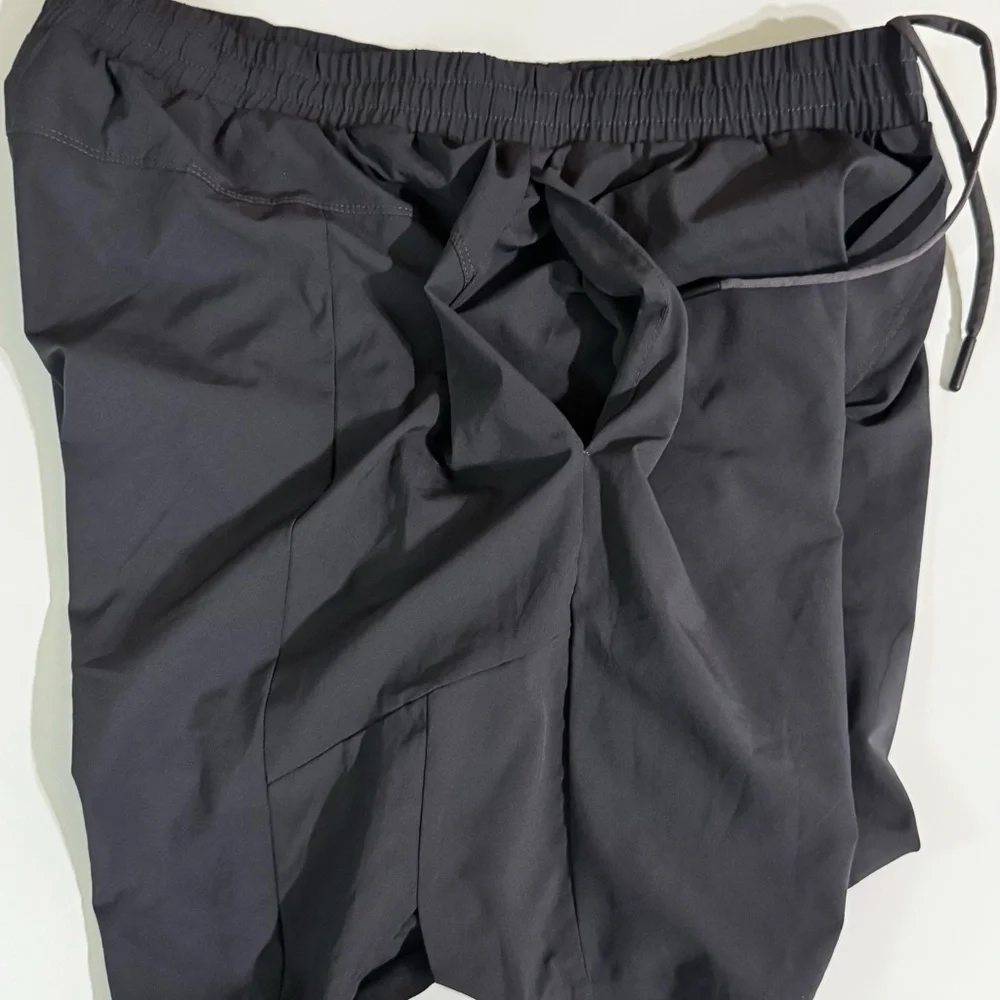 MPG Shorts I Men’s I Dark Gray